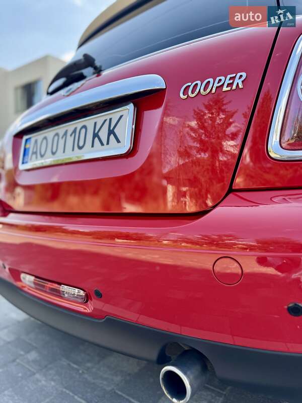Хэтчбек MINI Cooper 2013 в Ужгороде