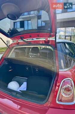 Хэтчбек MINI Cooper 2013 в 