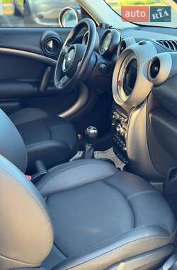 Хэтчбек MINI Cooper 2011 в 