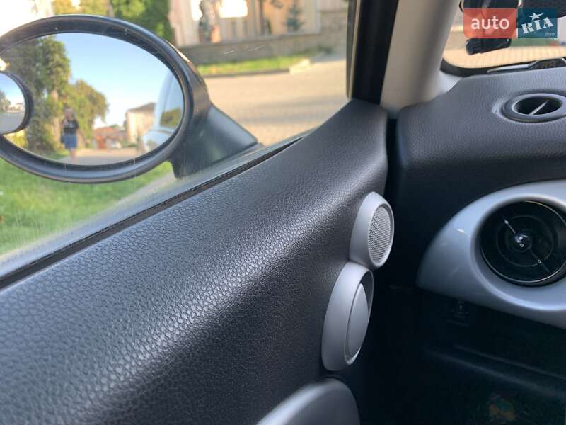 Хэтчбек MINI Cooper 2001 в Кременце