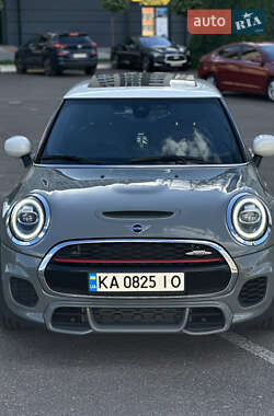 Хэтчбек MINI Cooper 2020 в 