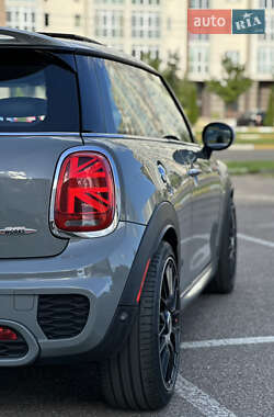 Хэтчбек MINI Cooper 2020 в 
