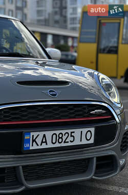 Хэтчбек MINI Cooper 2020 в 