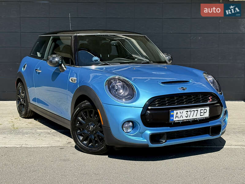 MINI Cooper 2018