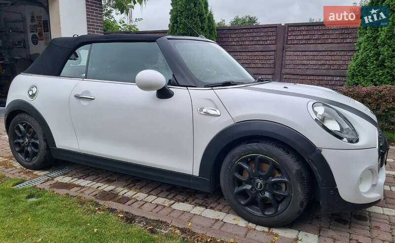 Хэтчбек MINI Cooper 2016 в Ирпене