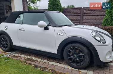 Хэтчбек MINI Cooper 2016 в 