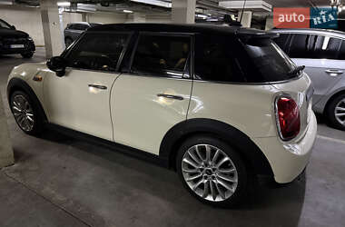 Хэтчбек MINI Cooper 2015 в 