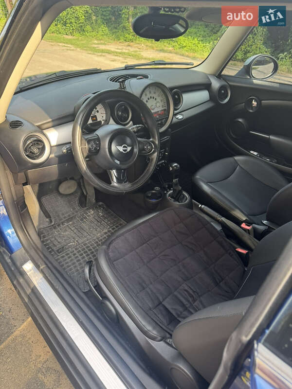 Хэтчбек MINI Cooper 2012 в Киеве фото 4 Хэтчбек MINI Cooper 2012 в Киеве