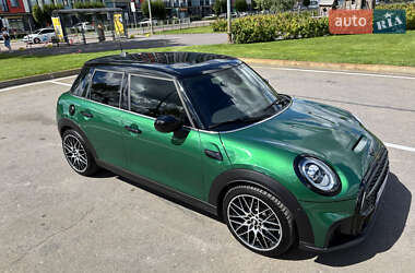 Хэтчбек MINI Cooper 2020 в 