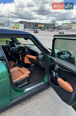Хэтчбек MINI Cooper 2020 в 