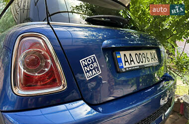 Хэтчбек MINI Cooper 2013 в 
