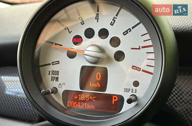 Хэтчбек MINI Cooper 2013 в 