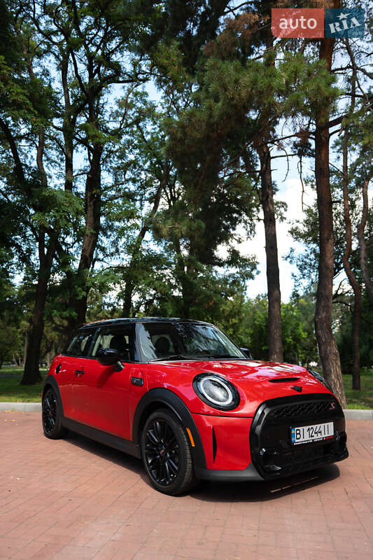 Хэтчбек MINI Cooper 2023 в Кременчуге