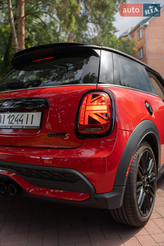 Хэтчбек MINI Cooper 2023 в Кременчуге