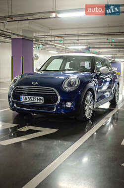 Хэтчбек MINI Cooper 2017 в 
