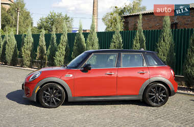 Хэтчбек MINI Cooper 2015 в 