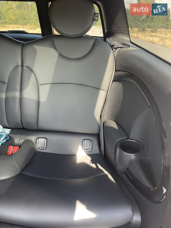 Хэтчбек MINI Cooper 2013 в Киеве