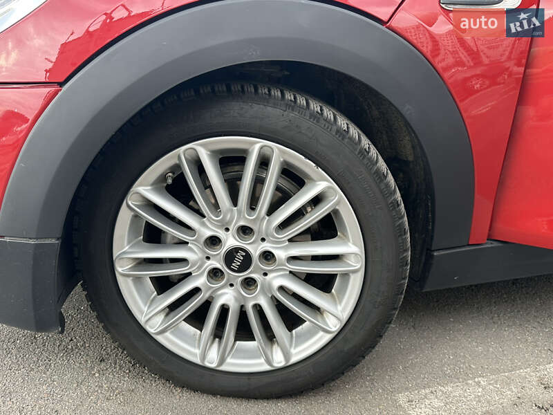 Хэтчбек MINI Cooper 2016 в Киеве