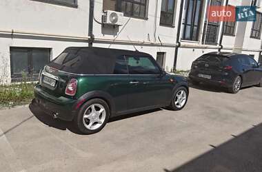 Хетчбек MINI Cooper 2011 в 