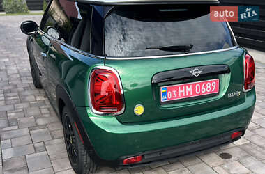 Хетчбек MINI Cooper 2022 в 