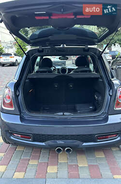 Хэтчбек MINI Cooper 2012 в 
