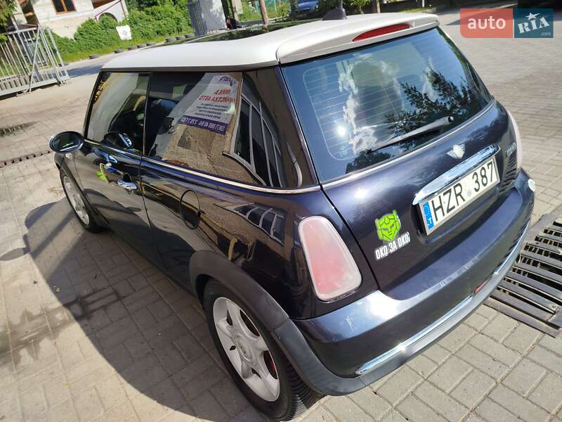 Хэтчбек MINI Cooper 2004 в Львове