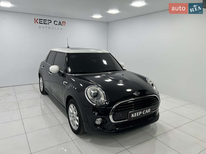 Хэтчбек MINI Cooper 2017 в Одессе