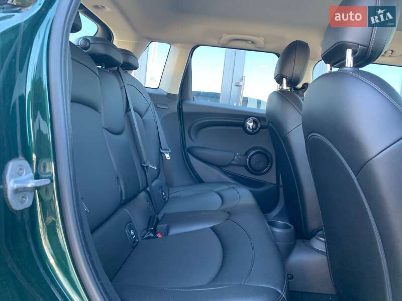 Хэтчбек MINI Cooper 2017 в Киеве