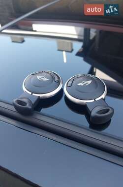 Хэтчбек MINI Cooper 2009 в 