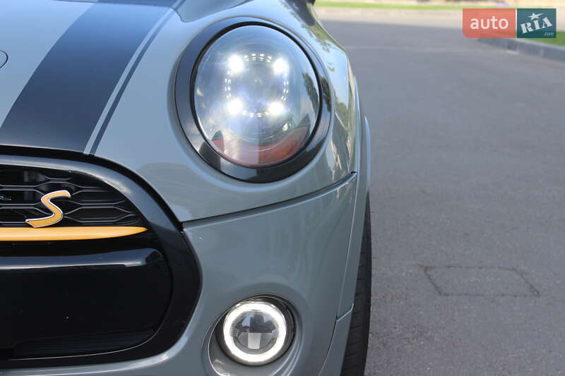 Хетчбек MINI Cooper 2015 в Дніпрі