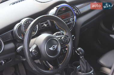Хэтчбек MINI Cooper 2015 в 