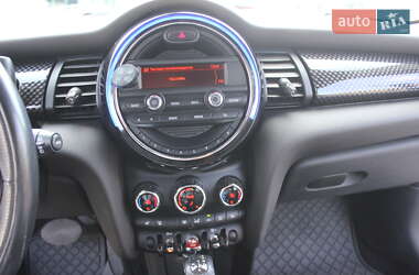Хэтчбек MINI Cooper 2015 в 