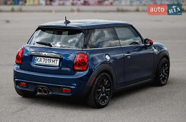 Хэтчбек MINI Cooper 2015 в 