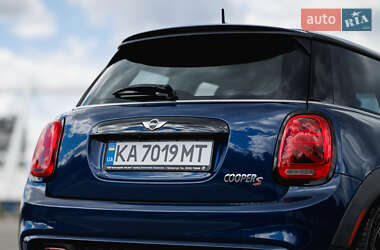 Хэтчбек MINI Cooper 2015 в 