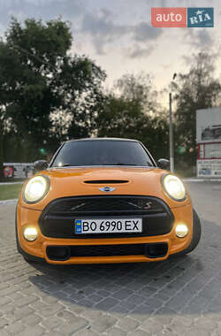 Хэтчбек MINI Cooper 2015 в 