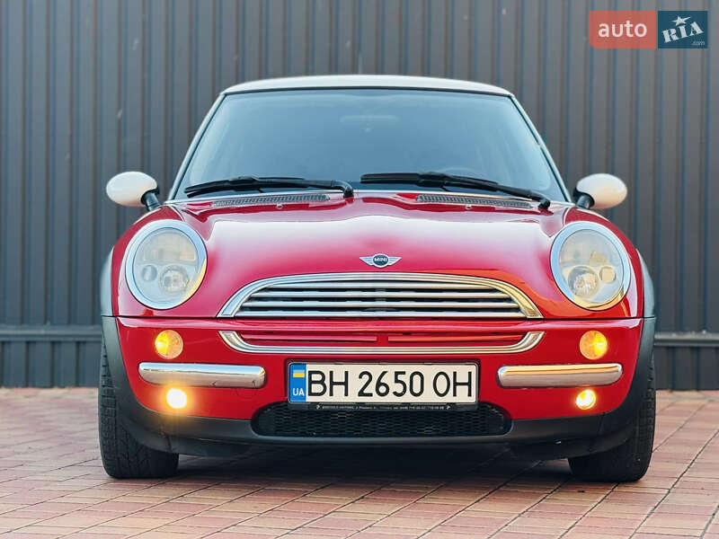 Хэтчбек MINI Cooper 2003 в Одессе