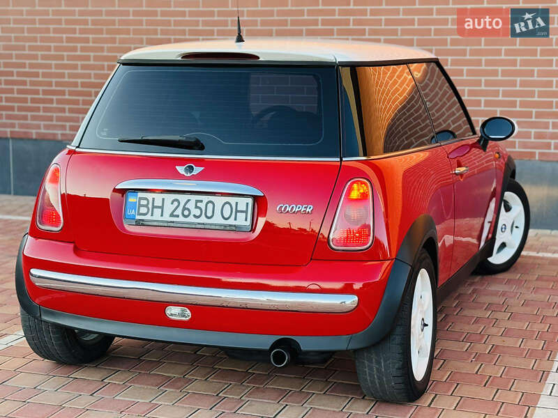 Хэтчбек MINI Cooper 2003 в Одессе