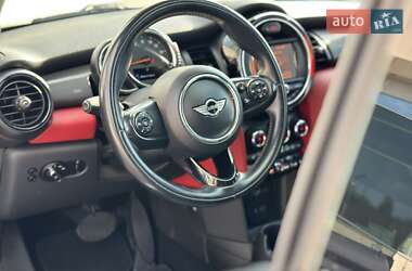 Хэтчбек MINI Cooper 2014 в 