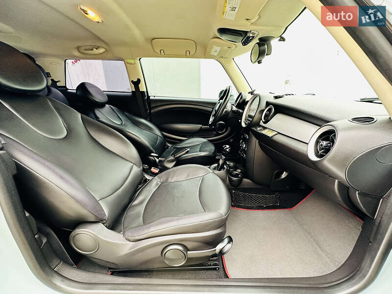 Хетчбек MINI Cooper 2013 в Кам'янець-Подільському