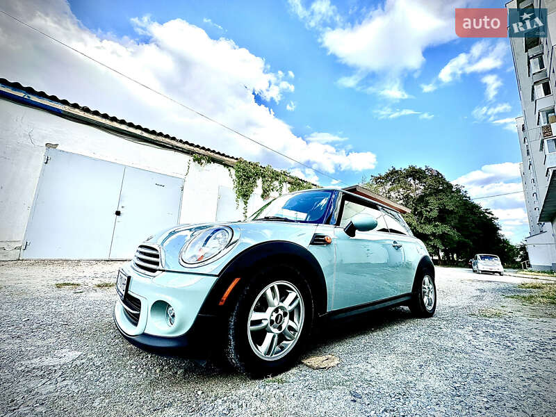 Хетчбек MINI Cooper 2013 в Кам'янець-Подільському
