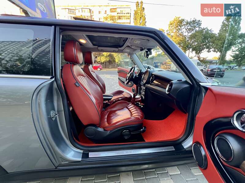 Хэтчбек MINI Cooper 2009 в Одессе фото 38 Хэтчбек MINI Cooper 2009 в Одессе