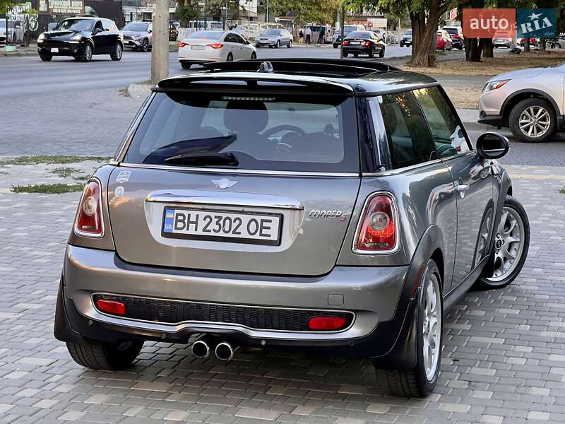 Хэтчбек MINI Cooper 2009 в Одессе фото 46 Хэтчбек MINI Cooper 2009 в Одессе