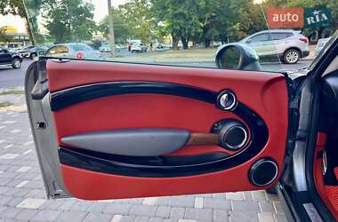 Хэтчбек MINI Cooper 2009 в 