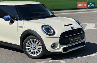 Хэтчбек MINI Cooper 2014 в 