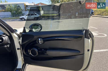 Хэтчбек MINI Cooper 2014 в 
