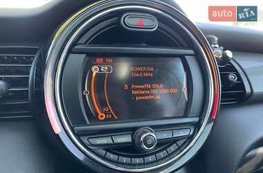 Хэтчбек MINI Cooper 2016 в 