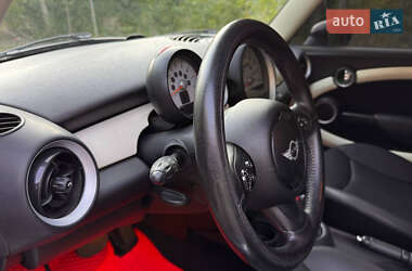 Хетчбек MINI Cooper 2012 в 