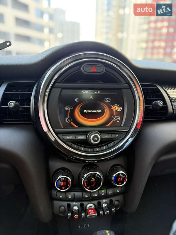 Хэтчбек MINI Cooper 2017 в Киеве фото 38 Хэтчбек MINI Cooper 2017 в Киеве