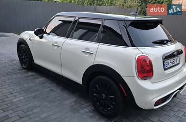 Хэтчбек MINI Cooper 2017 в 