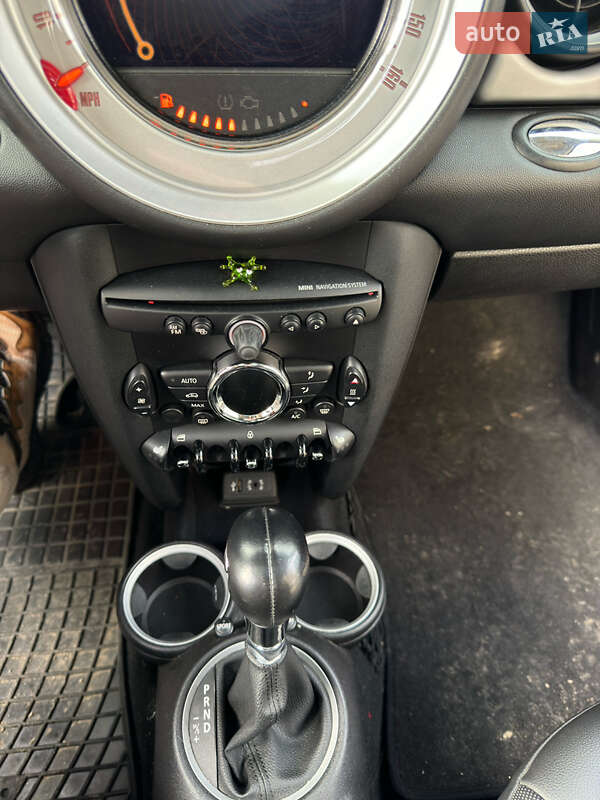 Хэтчбек MINI Cooper 2013 в Киеве